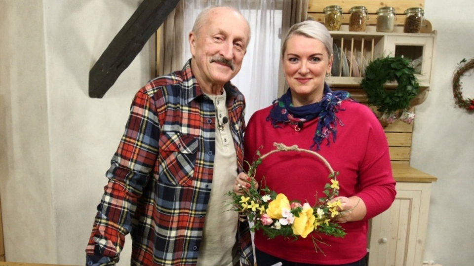 RECEPTÁŘ PRIMA NÁPADŮ: jak na závěsné květinové dekorace